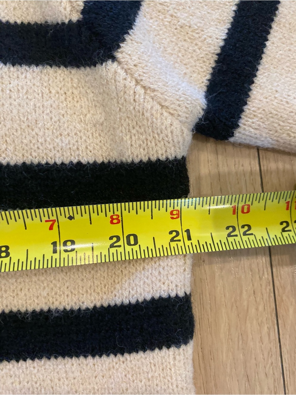 Line & Dot Benni Striped Knit Cardigan Beige/Black Size L NWT - Picture 7 of 7